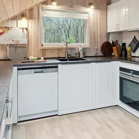 3 Bedroom Beautiful In Prázdninový dům *