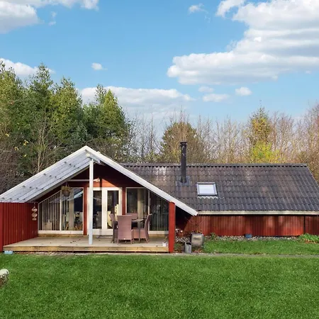 בית נופש 3 Bedroom Beautiful In Toftlund