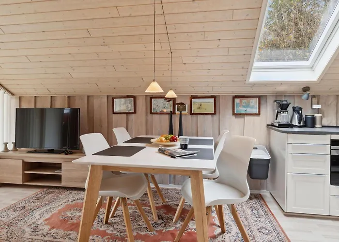 3 Bedroom Beautiful In Casa de Férias Toftlund